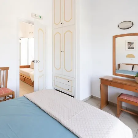 Tassos Apartments I Alinda  Exterior photo